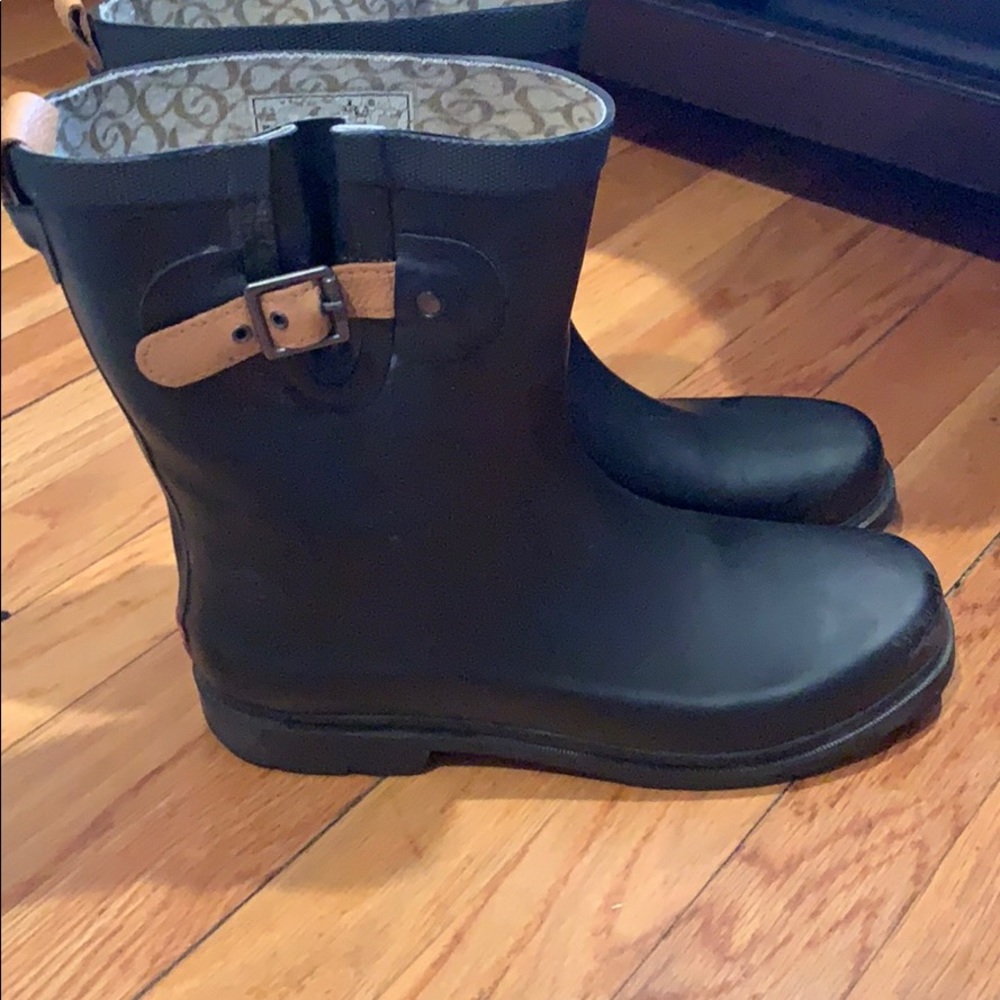 Chooka Rain boots!